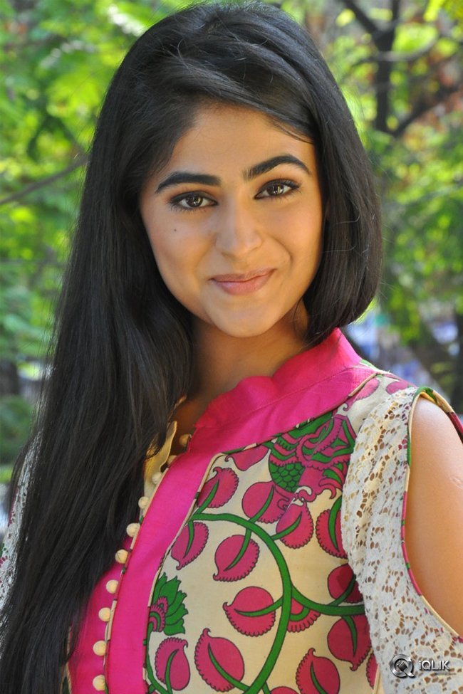 Palak-Lalwani-Latest-Pics